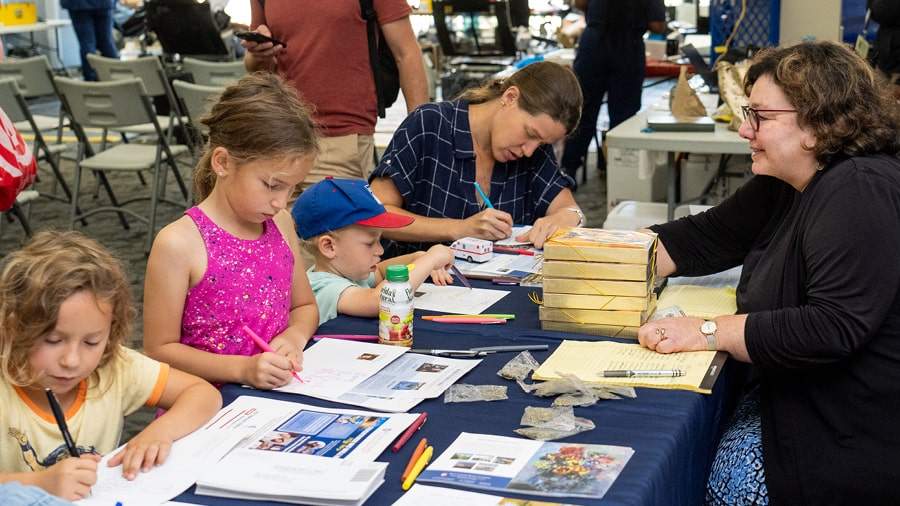 Community members write letters of love to the injured